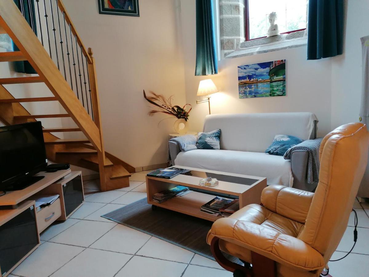 Gîte Atypique Dans Une Chapelle Briec Extérieur photo